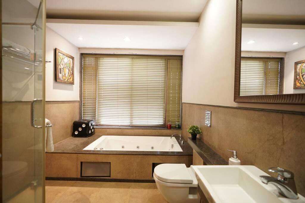 Villa 4bhk Bliss 96 By The Rentalgram